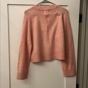 Chic Pink Crew Neck Sweater